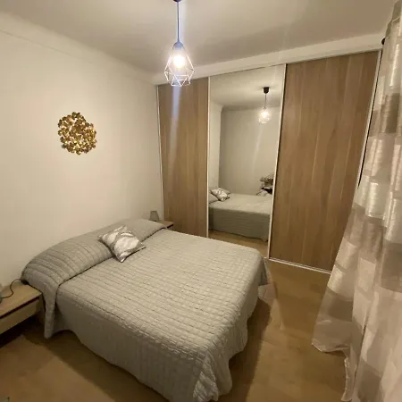 Bonaparte Apartment *